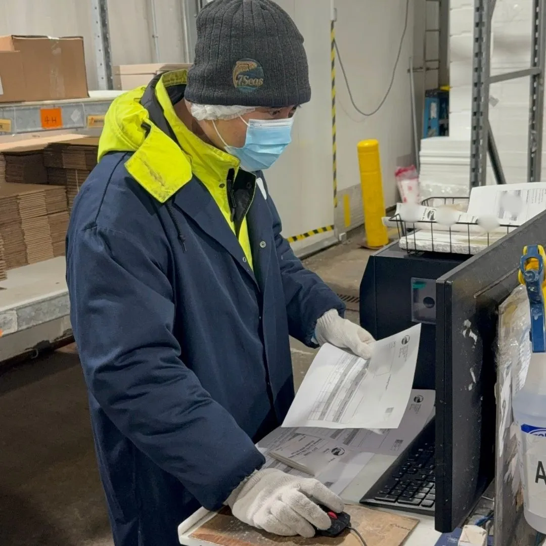 Assembling a customer order in the warehouse